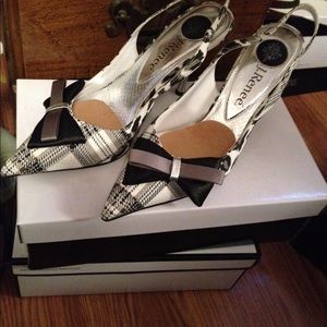 Meet your Posher, Carol